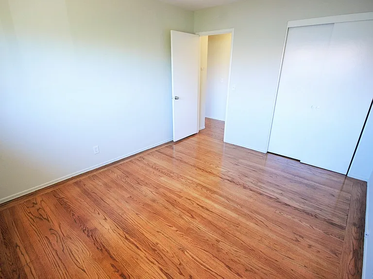 1017 to 1019 Annapolis Dr. — Photo 14