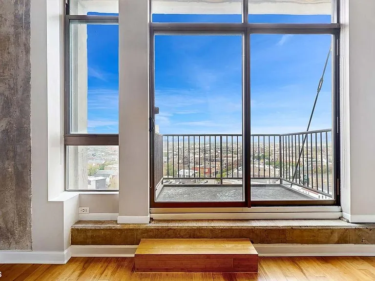 1550 S Blue Island Ave #1118 — Photo 5