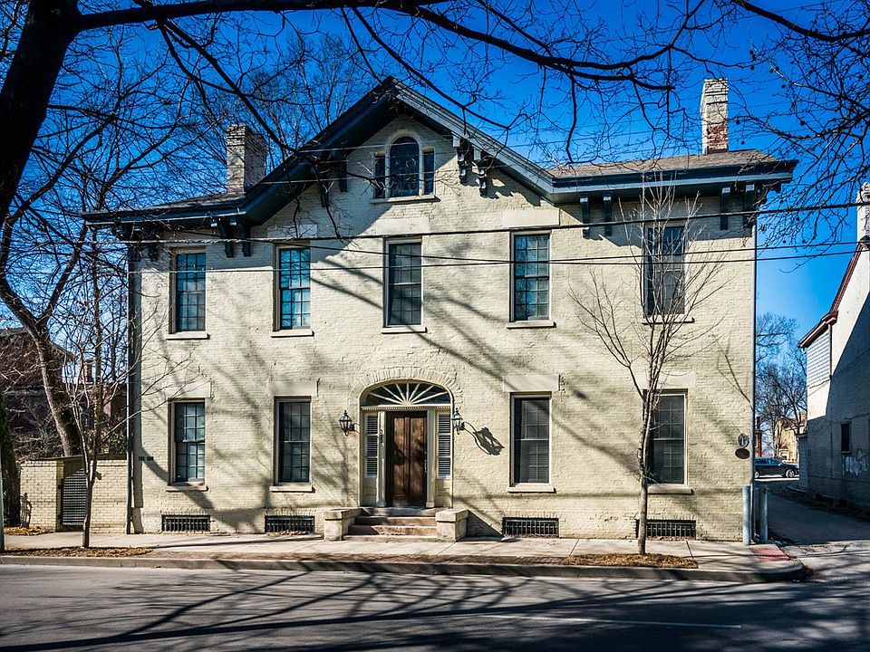 1st image of 333 S Upper St #102