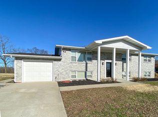 3505 Shamrock Rd, Jefferson City, MO 65101
