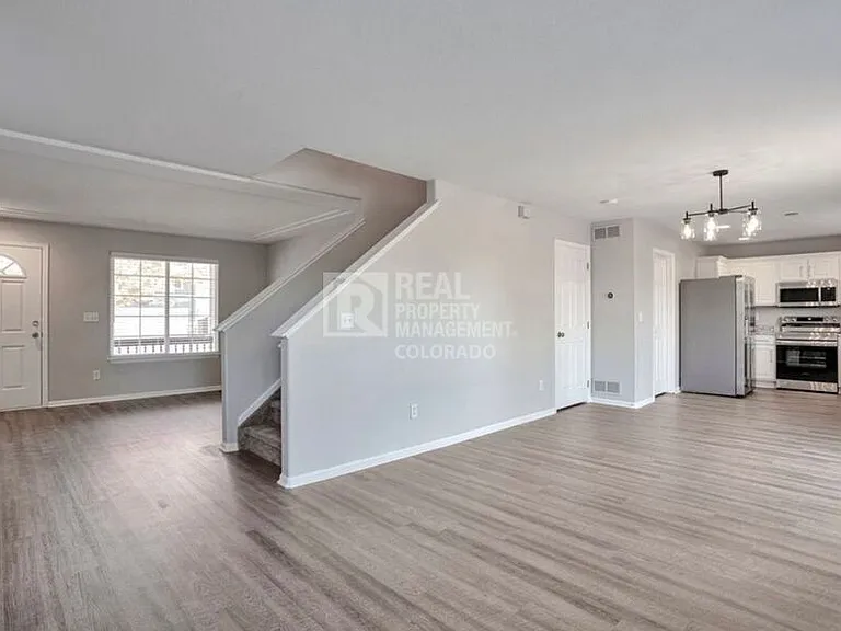 9911 Aftonwood St — Photo 5