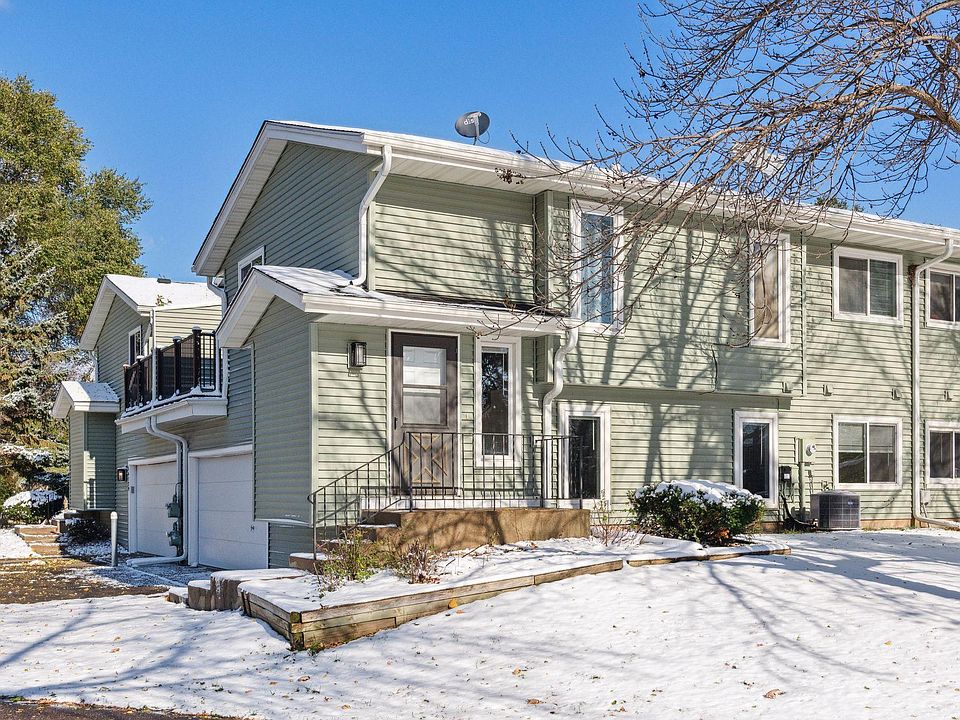 1st image of 16131 Flagstaff Ct N