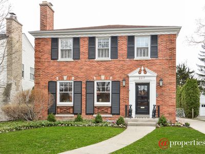 2217 Beechwood Ave, Wilmette, IL, 60091