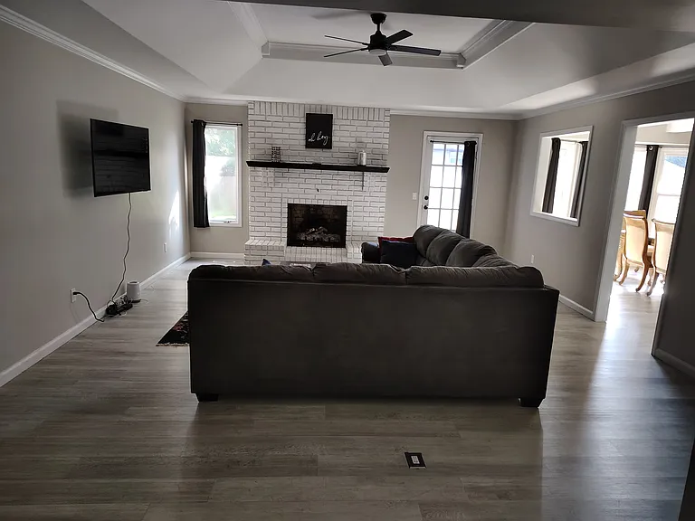 3927 S Cutler Ct — Photo 3