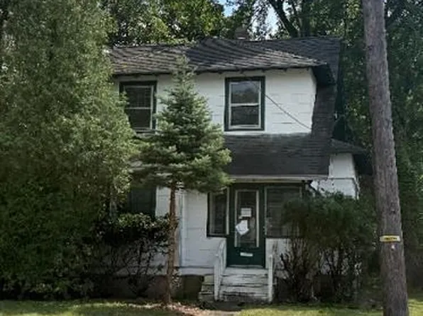 43 Mill St, Westwood, NJ 07675