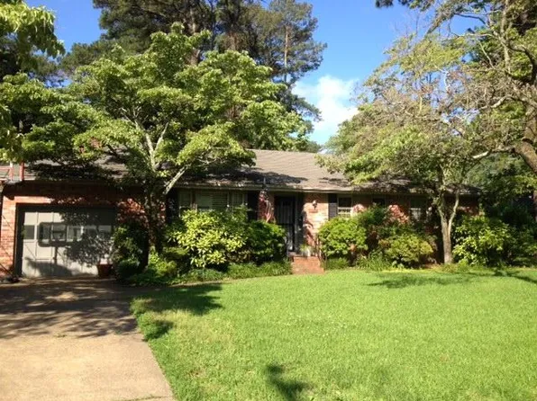 2213 Bayville Rd, Virginia Beach, VA 23455