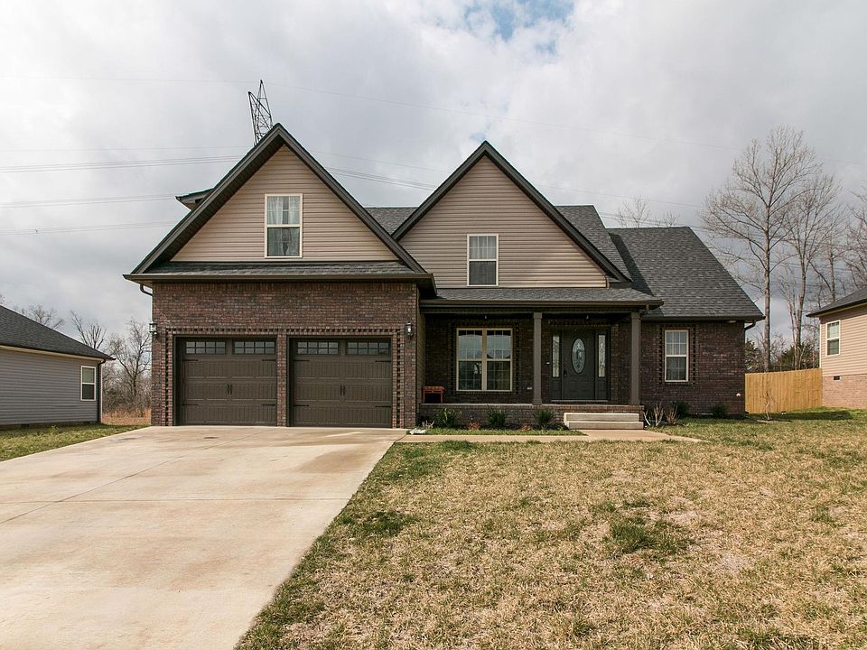 1st image of 716 Lillian Grace Dr