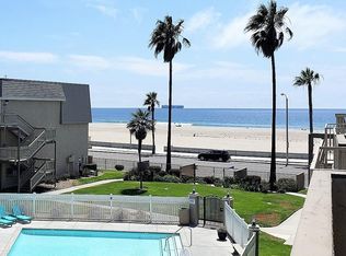 243 E Surfside Dr, Port Hueneme, CA 93041