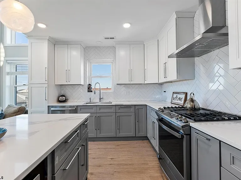 21 N Wyoming Ave #B — Photo 3