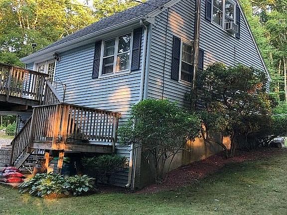 Front & right side of home.