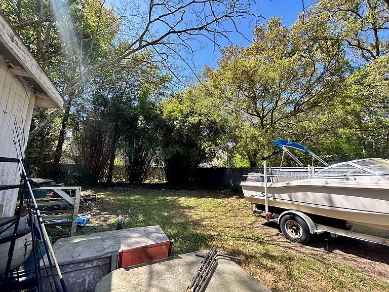1597 Secessionville Rd — Photo 31