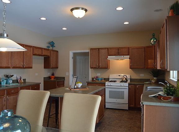 4th image of 2433 Dundee Dr