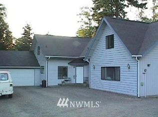 2526 Garinger St NE, Bremerton, WA 98310