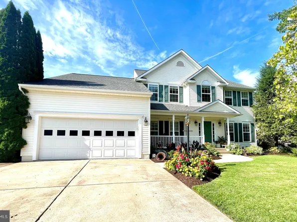 712 Starting Point Ct, Warrenton, VA 20186