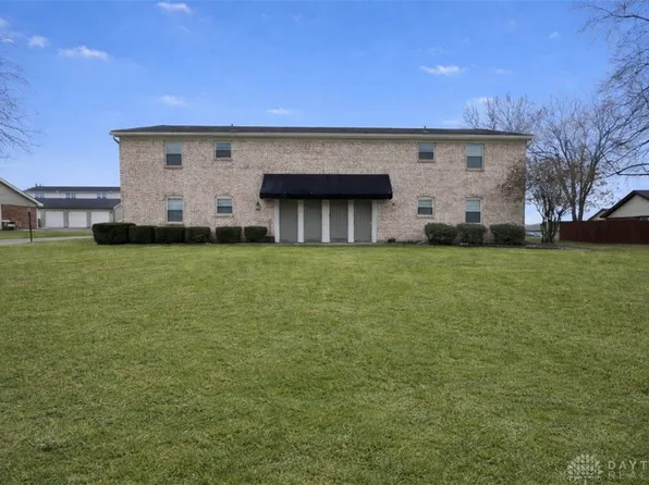 1244 Robbins Run Ct, Dayton, OH 45458
