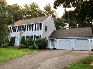 24 Victoria Cir, Walpole, MA 02081
