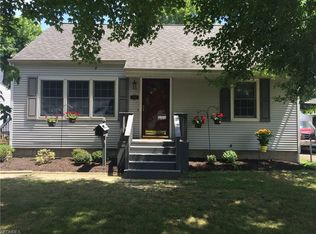 217 Westview Ave, Hubbard, OH 44425