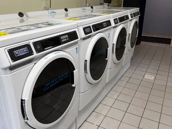 151-05 Cross Island Parkway image 27 of 29