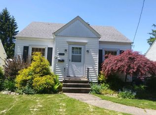 4416 W 210th St, Fairview Park, OH 44126