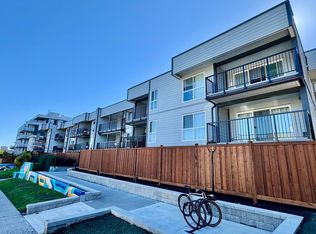 808 E 8th Ave #215, Vancouver, BC V5T1T5