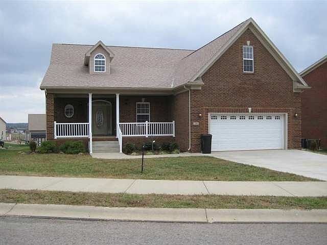 1st image of 338 Vineland Place Dr