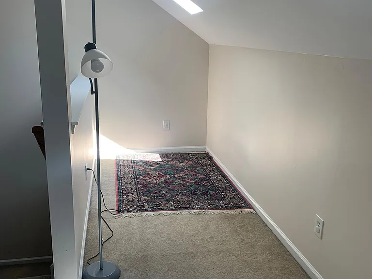 305 Shurs Ln — Photo 22
