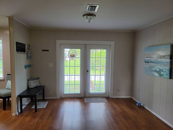 3rd image of 3215 Cottontail Ln
