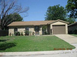 2820 Rio Vista Rd, Fort Worth, TX 76116