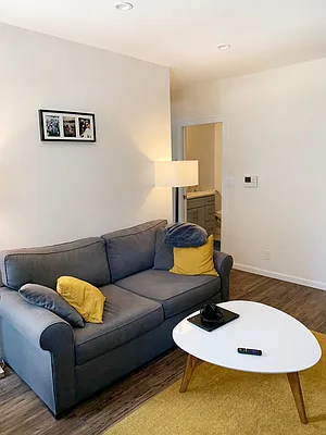 Rented by Point NYC | media 24