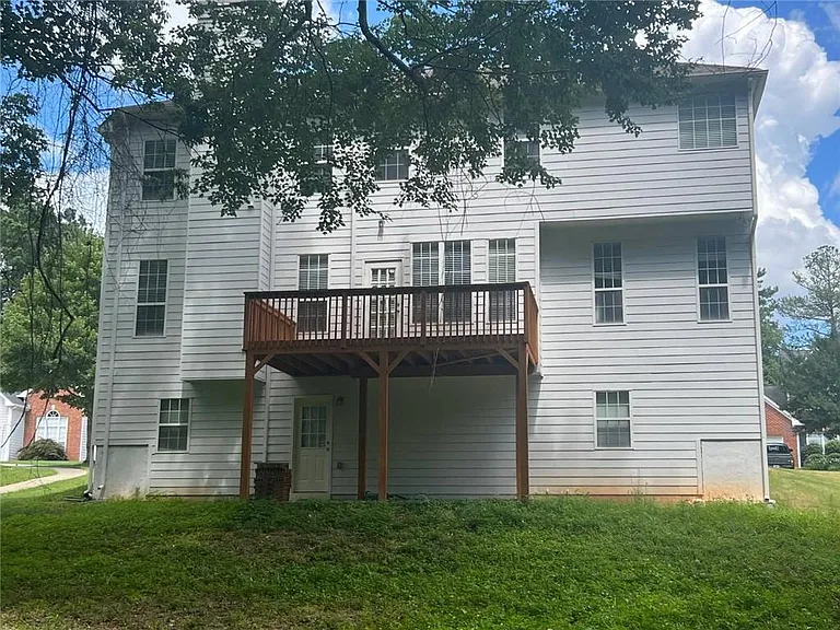 421 Holland Springs Dr — Photo 29