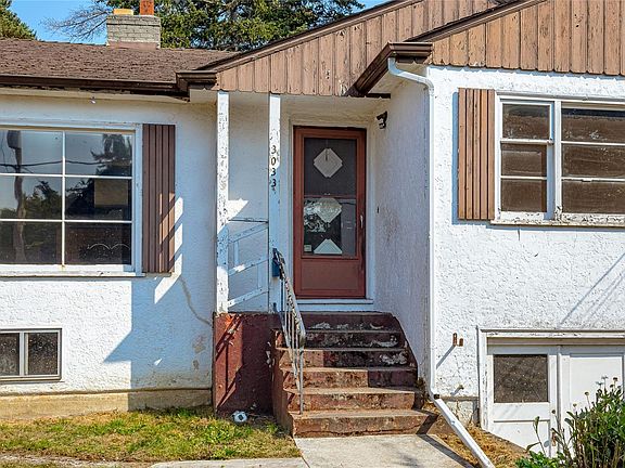 3rd image of 3033 Carroll St
