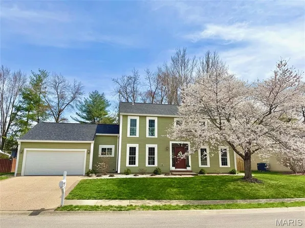 1033 Woods Way, O Fallon, IL 62269