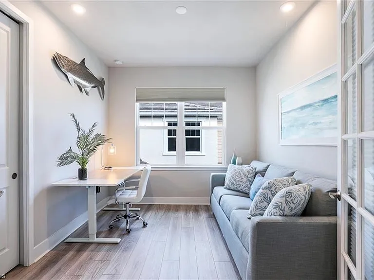 4705 Arboretum Cir #203 — Photo 19