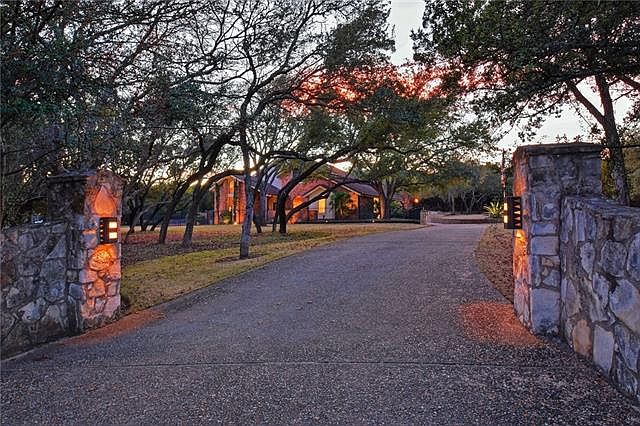 1st image of 3808 Turkey Creek Dr