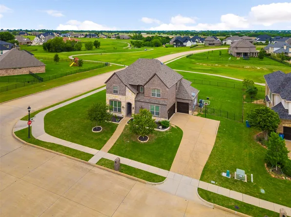 2100 Fred Couples Dr, Gunter, TX 75058