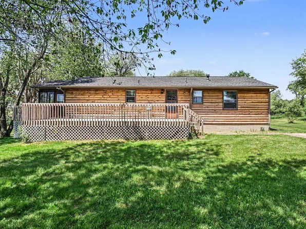 1226 66th St, Fennville, MI 49408
