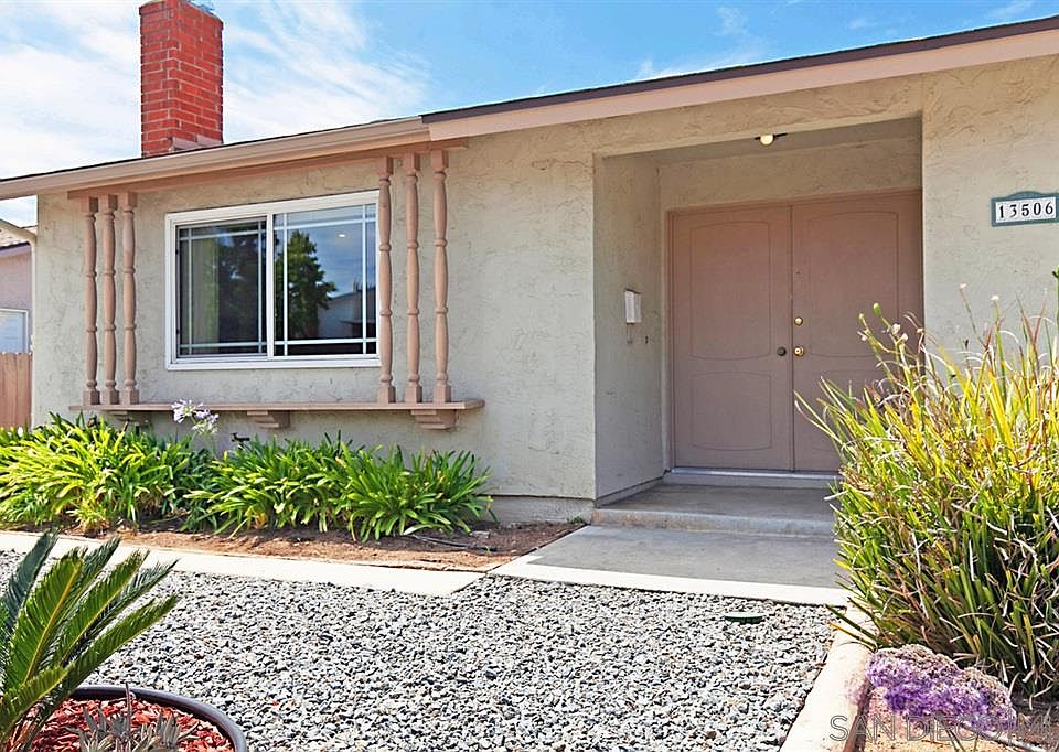 1st image of 13506 Avenida Del Charro
