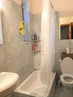 Rented by Brooklyn Real Inc | media 13