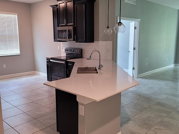 3rd image of 4307 Seven Canyons Dr