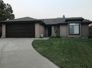 8 La Rocas Ct, Sacramento, CA 95823