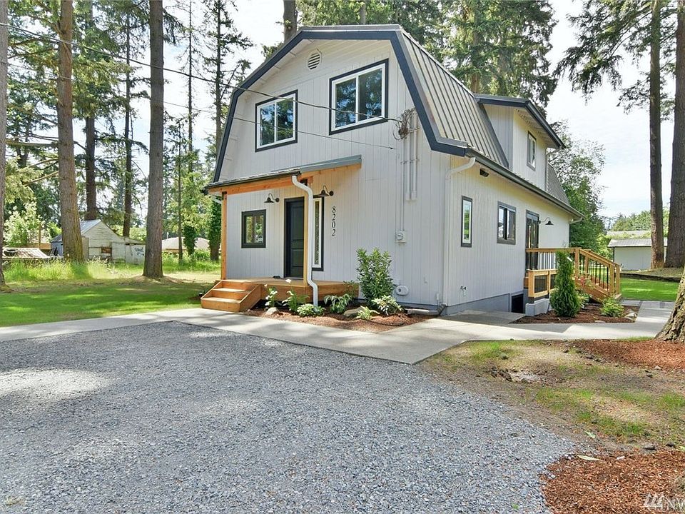 1st image of 8202 60th Dr NE