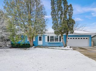 1005 Magnolia Ln, Madison, WI 53713