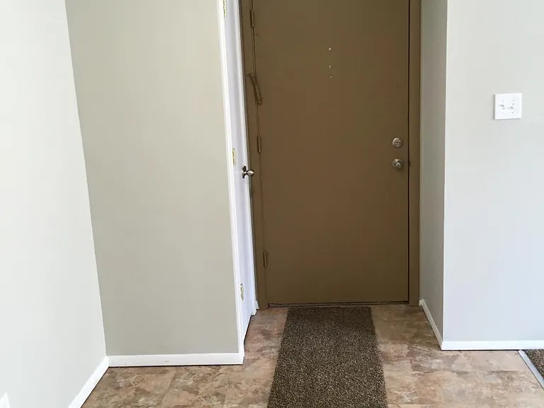 1303 Cove Ave #201 — Photo 13