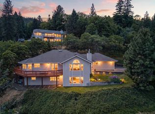 1020 Walker Ave, Ashland, OR 97520