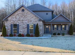 118 Khaki Ridge Dr, Hazel Green, AL 35750