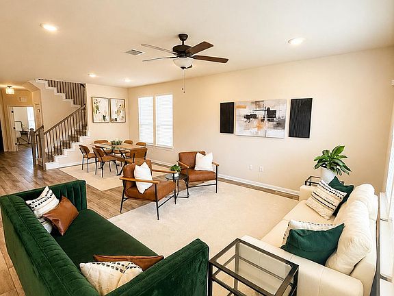 4th image of 213 Sugar Cane Rd