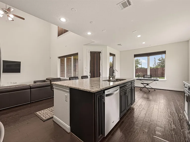 4002 Dogwood Canyon Ln — Photo 26
