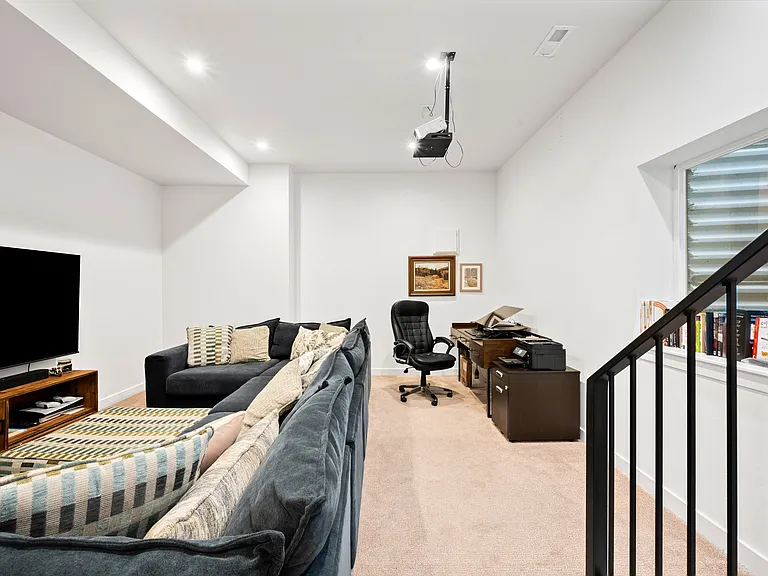 1312 S Grant St — Photo 21