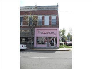 2nd image of 127 W Washington St