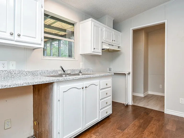 12754 Roy Harris Loop — Photo 7